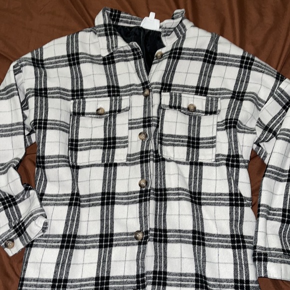 Coat - Picture 2 of 2